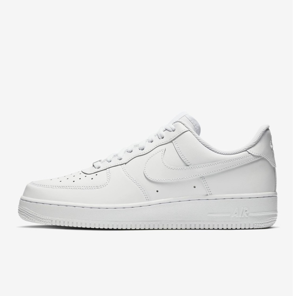 White Nike AF1’s - Lowtop